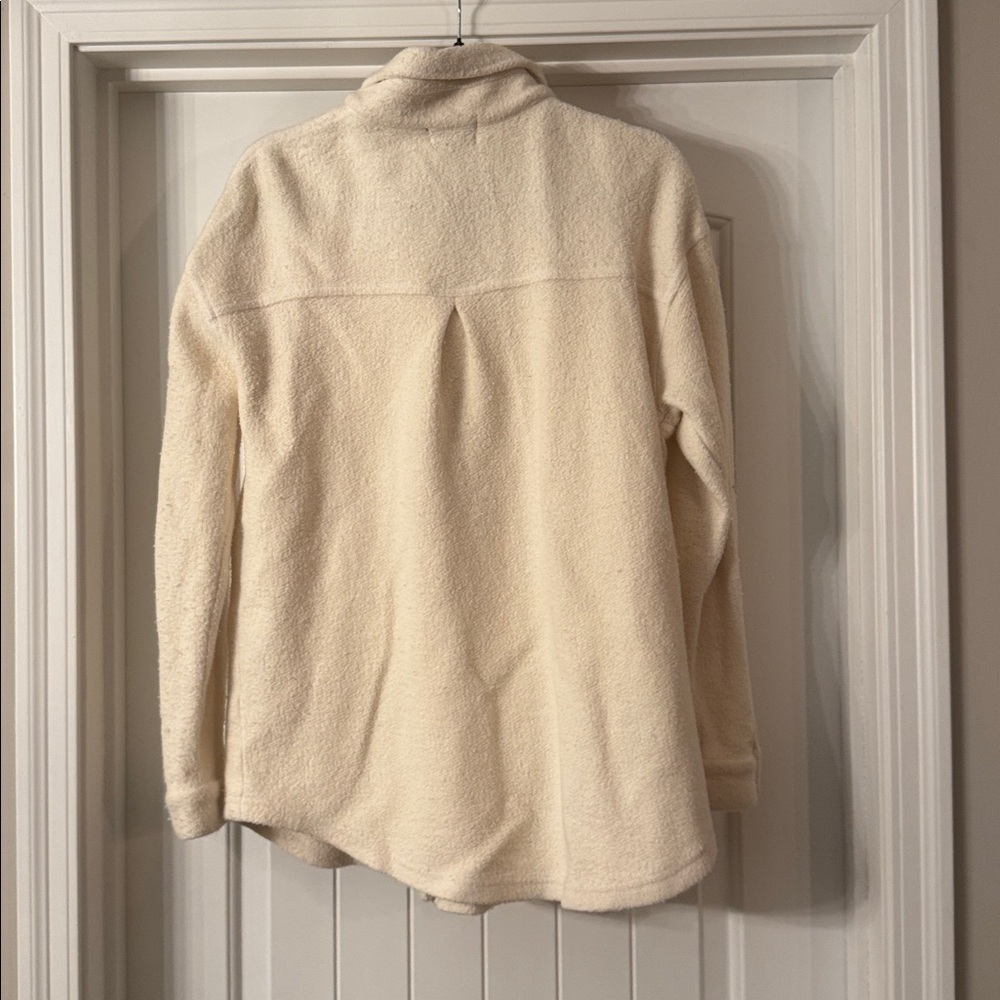 Monrow Teddy Shacket - Picture 3 of 3